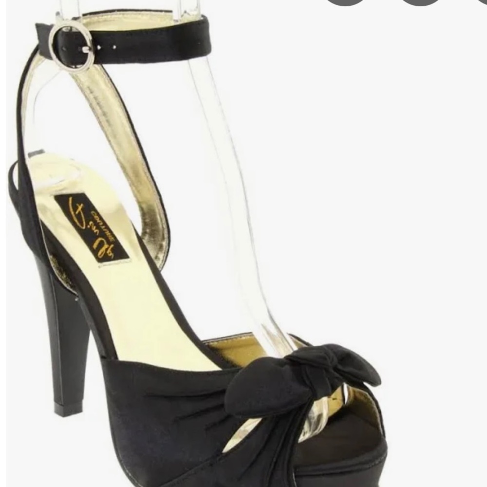 Pinup Couture heels